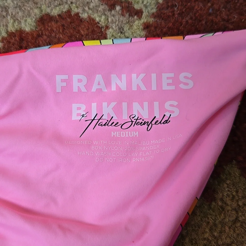 FRANKIES BIKINIS Tia floral bottoms Hailee Steinfeld collab.